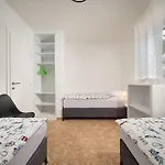 Prázdninový areál Mandrice 3*
