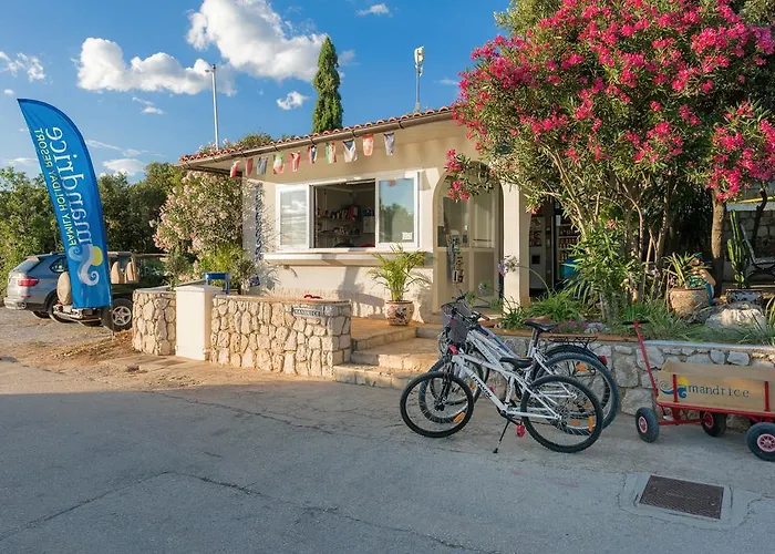Mandrice Village de vacances