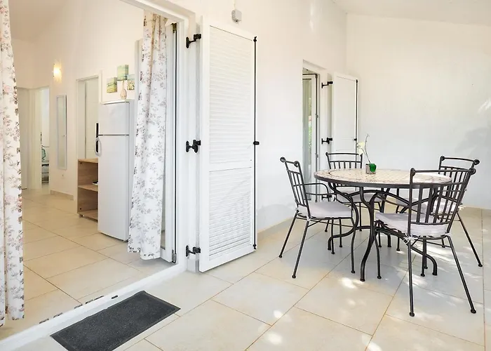 База отдыха Mandrice Мандре