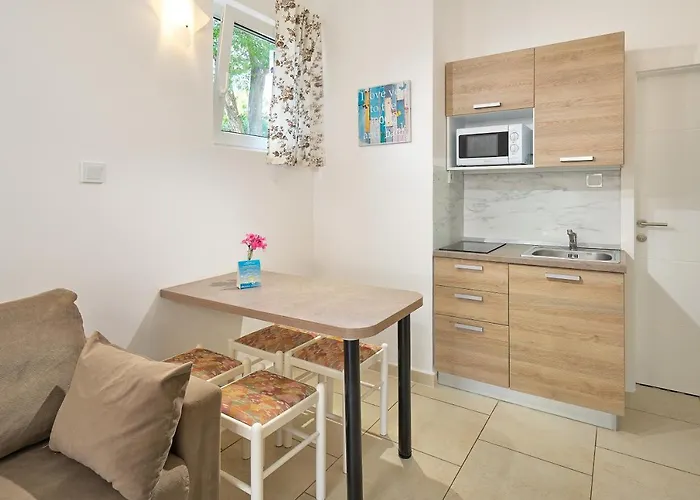 База отдыха Mandrice Мандре